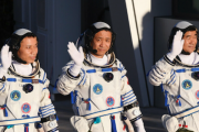 海外　中国、有人宇宙船の打ち上げに成功ー宇宙ステーションを建設