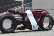 マセラッティの最新電動バイクが格好いい、なぜ日本メーカーは過去をなぞるバイクしか作れないのか