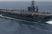 米海軍第5艦隊のニミッツ空母打撃群がホルムズ海峡を通過しペルシャ湾入り…イランとの緊張高まる！