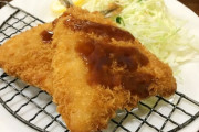 アジフライにはソース