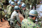 【ありがとう】千葉に派遣されていた自衛隊、地元民から感謝と共に盛大に見送られる