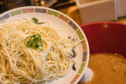 【悲報】ワイ「あの…スープ全部飲んじゃったんですけど替え玉出来ますか？」ラーメン屋「あいよーっ！」