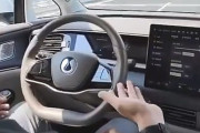 【動画】中国あるある、BYDの自動運転車の性能とやらを御覧ください。あっ…!?