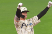 石井一成 一軍昇格後すぐにタイムリーを放つ！