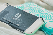 【話題】日本で予約延期中の「Nintendo Switch あつまれ どうぶつの森セット」が海外で予約開始！！
