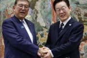 【韓国】李大統領、石破首相と握手「両国は物理的に近いが、情緒的な共感もできる韓日関係が築かれることを期待する」
