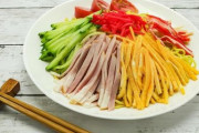 【疑問】『麺類』『中華料理』を好むお前らが冷やし中華を微妙に嫌う理由wwwww