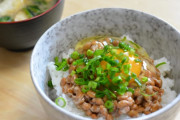卵かけご飯（生卵＋醤油＋白米）に足すと美味い食材や調味料を教えてください