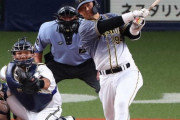 トラ党お待たせ　出た！阪神・原口“今季1号”　149キロ撃ち、7回に逆転3ラン