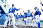 DeNA大和、ベテランとして牧にアドバイスをおくる