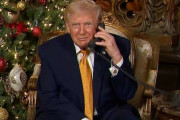 トランプ「極左くずも含めて皆さん、メリークリスマス🎄」