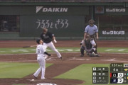 ロッテ安田、遊飛で打点1の“珍プレー” ネット「あれで打点がつくのか」