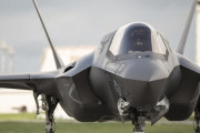 【動画】iPhone LiDARの挑戦！F35ステルス戦闘機の姿を捉えることはできるのか