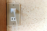 コンセントの配置しくったなあ。住んでみると右の壁に欲しいのに左にあったり…