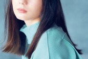 ＜日向坂46小坂菜緒＞絶対的エースが「マガジン」表紙に　どこまでも増す透明感
