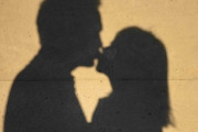会社の既婚者3人と身体の関係を持った事がある　全員時期は別に被っていないけど、墓場まで持っていくというかなかった事にしたい過去だ