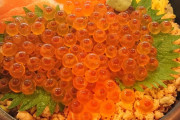 この「サーモンいくら丼」にケチつけてみて