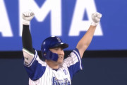 佐野恵太(27) 打率.323 11本 41打点 出塁率.363 OPS.871 UZR+2.5←これの評価