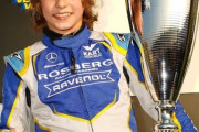 【画像】メルセデスF1育成ドライバーさん(16)、速い上にイケメンと話題に