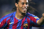 伝説ロナウジーニョが自身のキャリアを回顧「私がバルサの歴史を...」