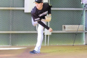 【速報】日本ハム・斎藤　いきなりブルペン入り200球！　再起かけ猛アピール