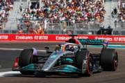 F1マイアミGP予選：メルセデス、初日からマシンを“実験”として変更してハズした模様