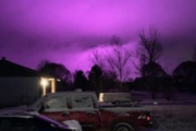 米アリゾナの空が紫色に染まる！その原因は・・・