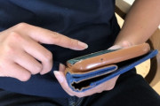 【警告】スマホにカバーつけたり保護フィルム貼るアホ、ちょっと来いｗｗｗｗｗｗｗｗ