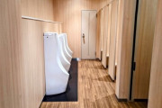 【悲報】都会、トイレが無さすぎる
