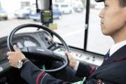 バスの運転手って態度悪い奴多すぎるｗｗｗｗｗｗｗｗ