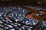 海外の反応「改憲には海外勢も賛否両論、安倍首相、改憲への真剣な議論開始を提案」