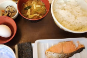 ニュージーランド人「日本ではこの朝食がたった530円で食べられる！」
