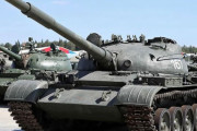 ロシア軍、1960年代のT-62戦車を保管庫から引き出し、ウクライナ戦線に投入！