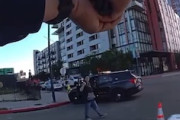【動画】胸に2発の銃弾を受けても迫ってくる女(((ﾟДﾟ)))