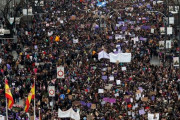 【コロナ】 スペインで12万人が国際女性デー行進 → 感染者1日で2100人増へ