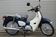 50ccのカブ買うのと小型二輪取るのって…