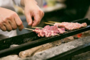庶民の食事に触れる貴族令嬢「焼き鳥…？また？いい加減にして下さる？」