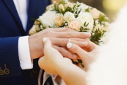 【怖すぎ】結婚式会場で新郎がPCゲームし始めた時の花嫁の顔ｗｗｗｗ