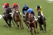 【競馬】八百長か？わざと落馬したように見える競馬の動画が話題に。