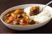 カレーのご飯の位置は左？それとも右？?