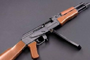 【動画】結婚式で祝砲用のAK47を乱射したオッサン、誤って新郎を◯◯してしまう【Pickup】