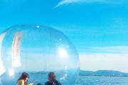 外国人「琵琶湖ではボールに入って浮かぶ遊びが出来るらしい…」
