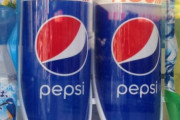 ペプシマン「自販機のペプシの量がおかしいって”少なすぎ”って意味だよな…？」