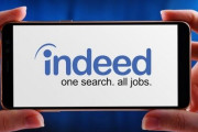 求人サイト『Indeed』の「あらゆる求人サイトの情報を検索できる」が独禁法に違反するものとして抗議される