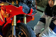 地下アイドルさん、バイクで事故った写真をアップし物議www
