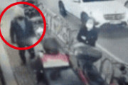 韓国人「監視カメラはとらえていた…配達バイク歩道走行事故の真相」