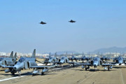 韓国空軍がエレファントウォーク訓練を公開…F-4戦闘機など初めて全機種が参加！