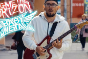 ロシア・ストリートギターのお兄さんがベビメタのギミチョコとBMTHのKingslayerをカバー