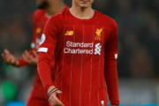 南野拓実(リバプール)19試合7得点1アシスト