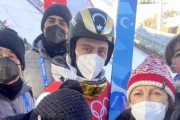 【動画】北京五輪、トルコの選手が東トルキスタン国旗付きのヘルメットとスキー板！